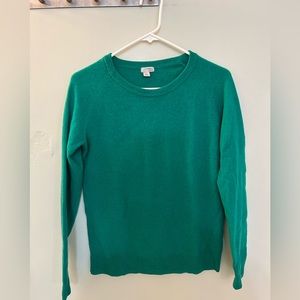 Halogen cashmere crew neck sweater.  Green.  Size Small.